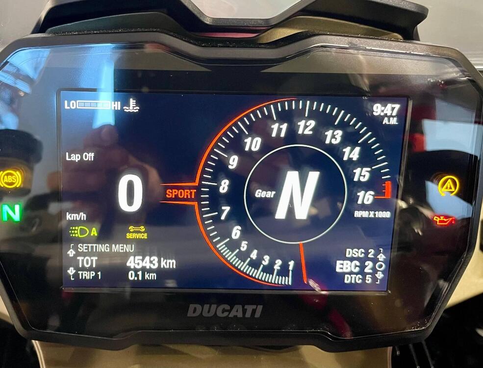 Ducati Panigale V4 S (2022 - 24) (5)