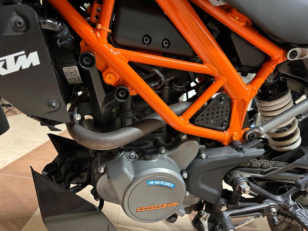 KTM 125 Duke (2021 - 23) (3)