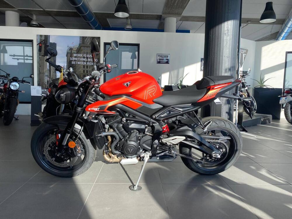 Triumph Street Triple 765 R (2023 - 24) (3)