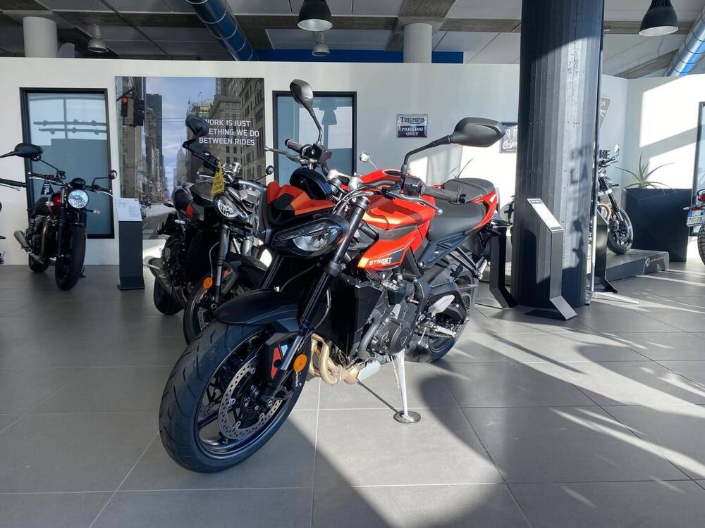 Triumph Street Triple 765 R (2023 - 24) (4)