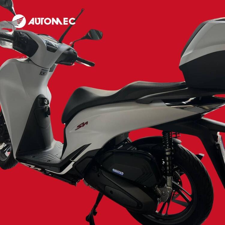 Honda SH 125i Sport (2022 - 24) (4)