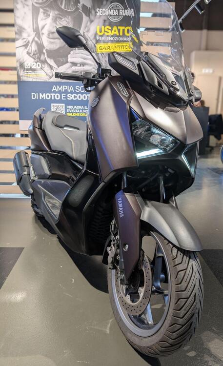 Yamaha X-Max 300 Tech Max (2021 - 24) (2)