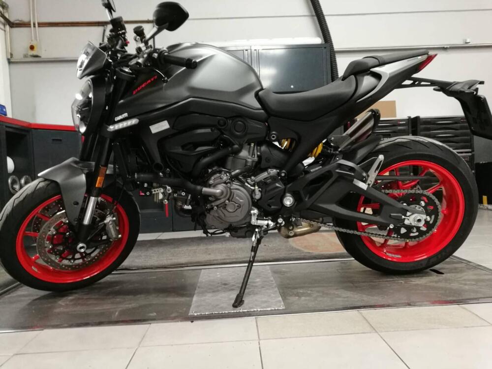 Ducati Monster 937 + (2021 - 24) (3)