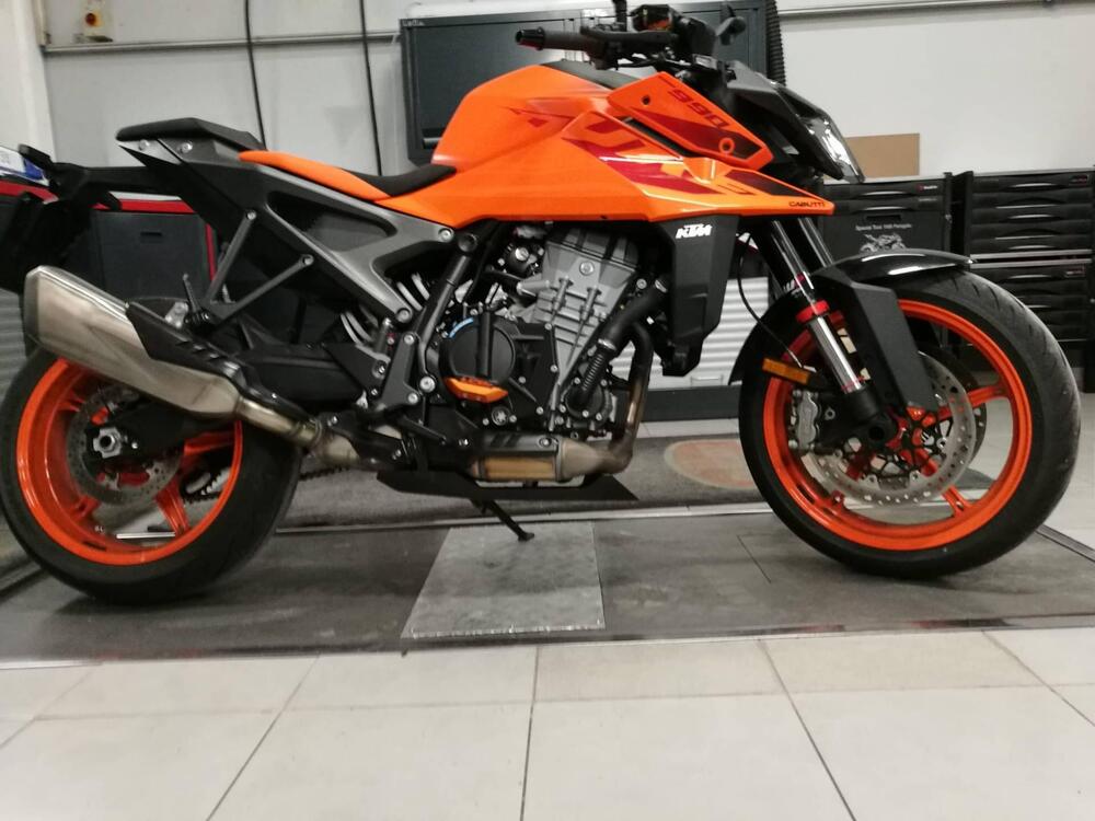 KTM 990 Duke (2024 - 25) (2)