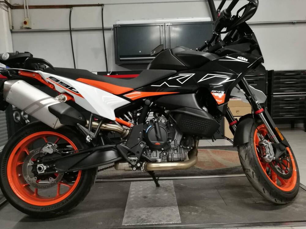 KTM 890 SMT (2023 - 25) (2)