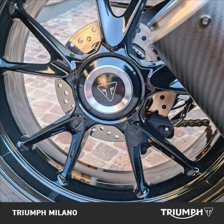 Triumph Speed Triple 1200 RR Bond Edition (2023) (5)