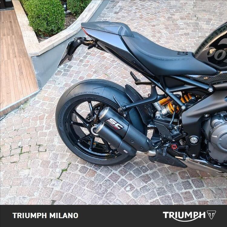 Triumph Speed Triple 1200 RR Bond Edition (2023) (2)