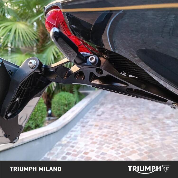 Triumph Speed Triple 1200 RR Bond Edition (2023) (3)