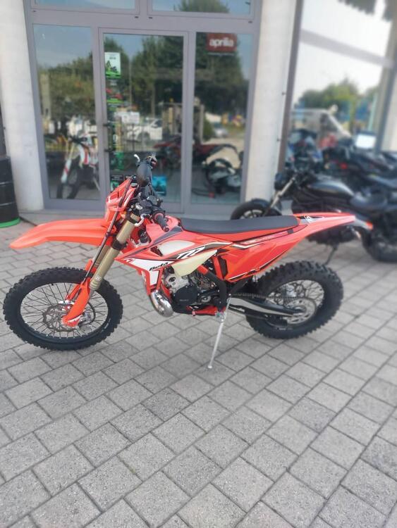 Betamotor RR 200 2T Enduro (2021) (2)