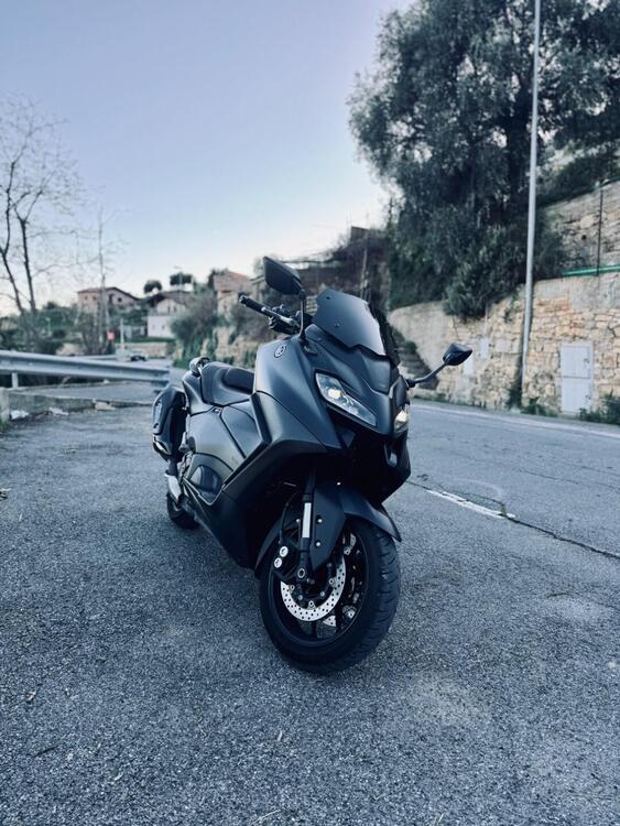 Yamaha T-Max 560 (2022 - 24)