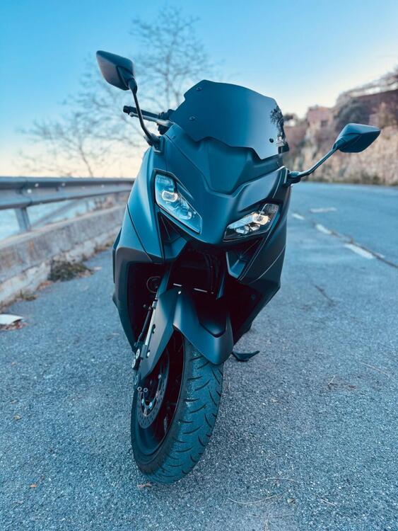 Yamaha T-Max 560 (2022 - 24) (2)