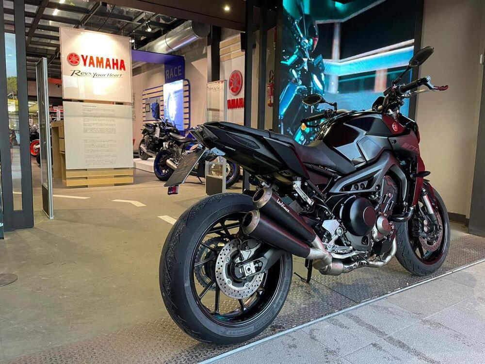 Yamaha MT-09 (2017 - 20) (3)