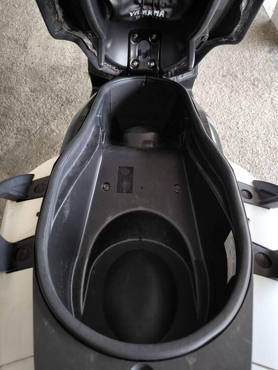 Yamaha X-Max 250 (2014 - 16) (5)