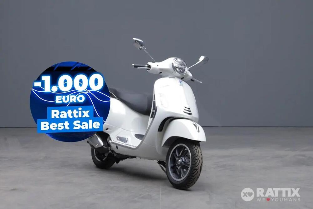 Vespa GTS 300 Super Hpe (2021 - 22)