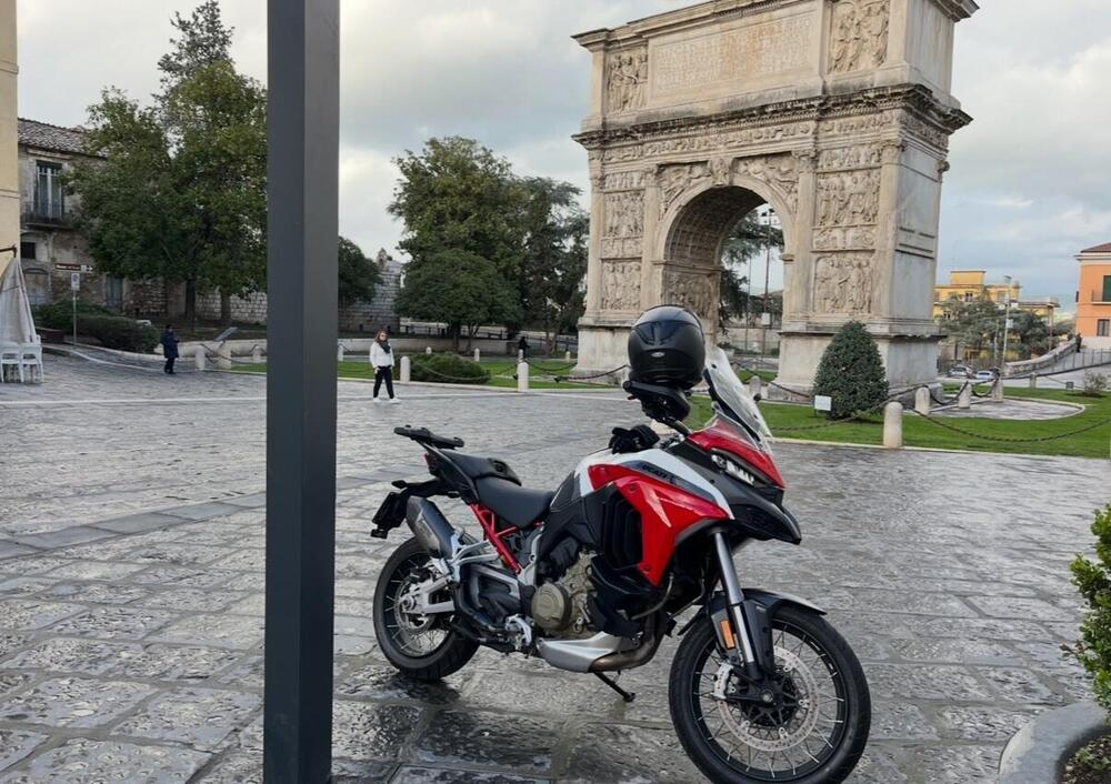 Ducati Multistrada V4 S (2021 - 24) (2)