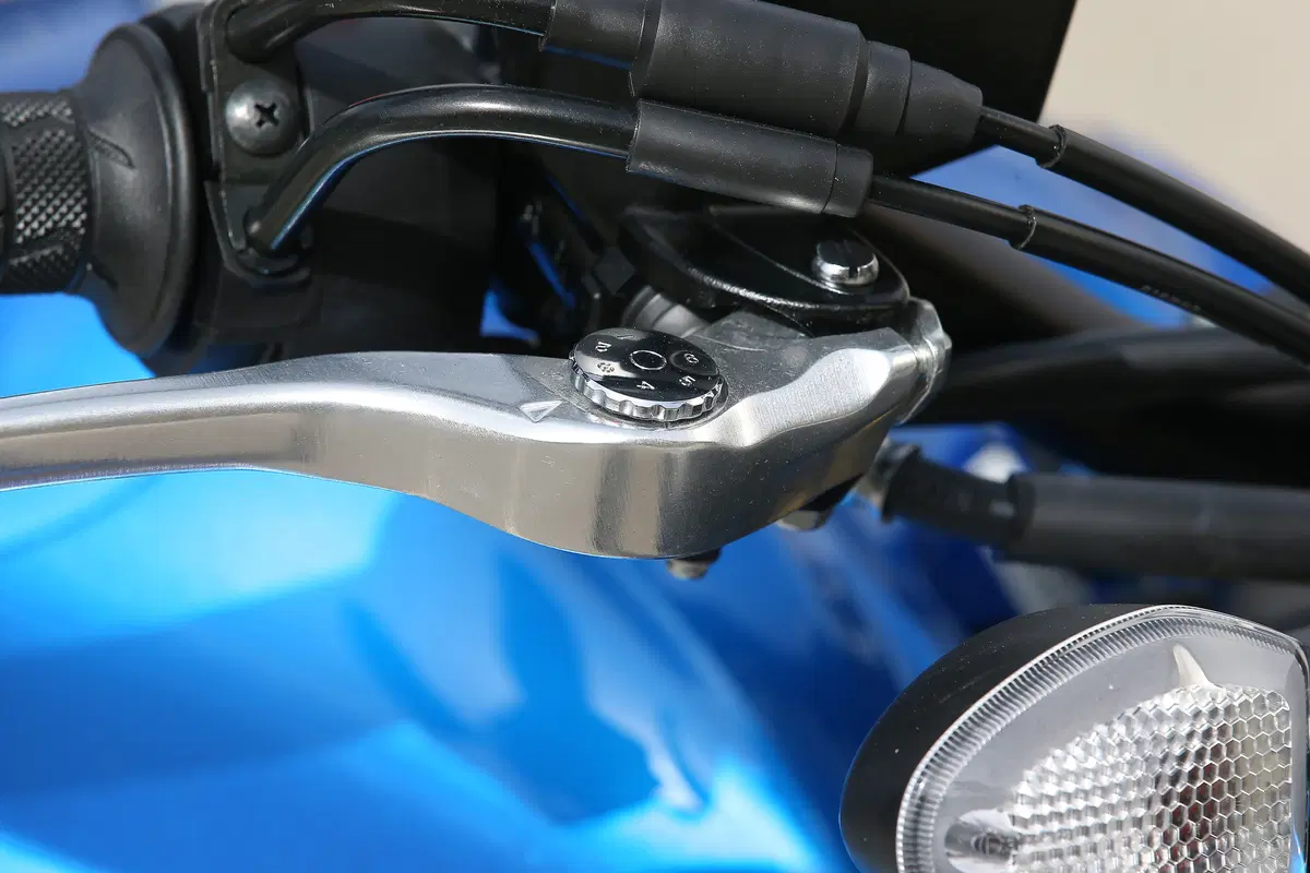 Suzuki GSX-S1000 (20)