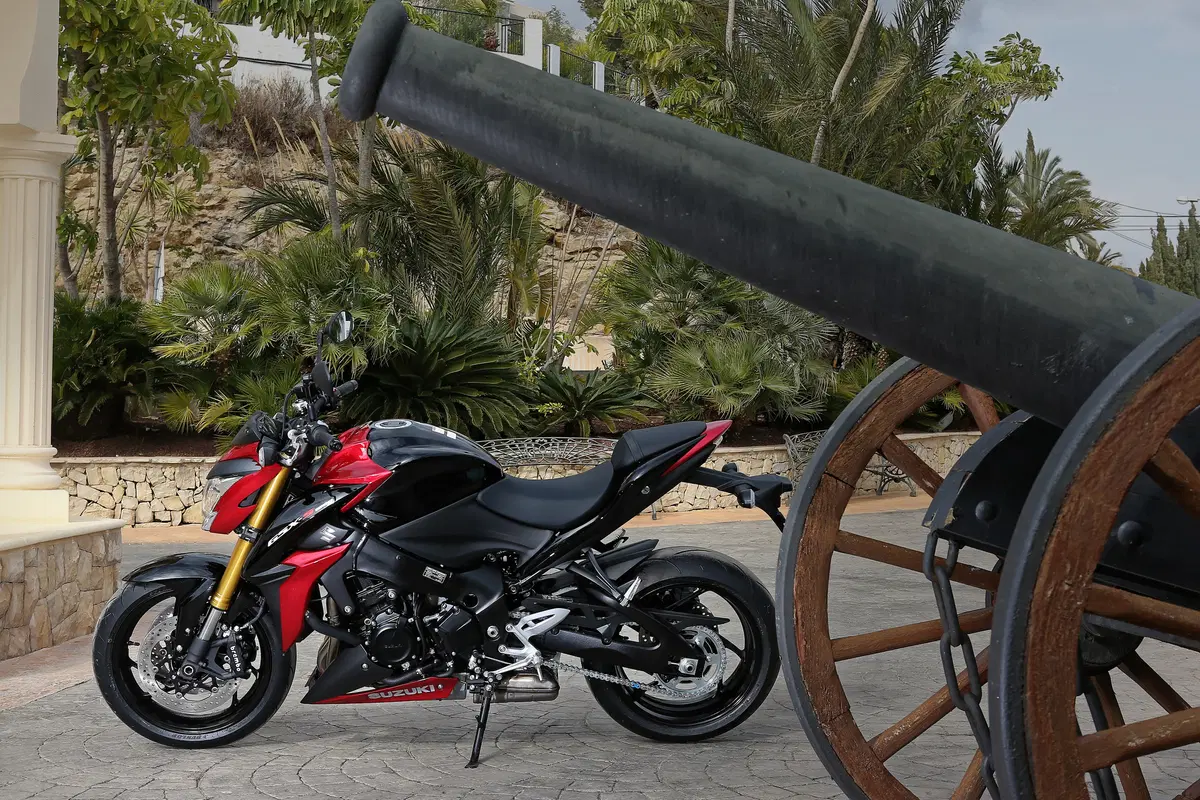 Suzuki GSX-S1000 (26)
