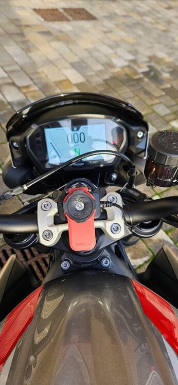 Triumph Street Triple RS (2020 - 22) (5)