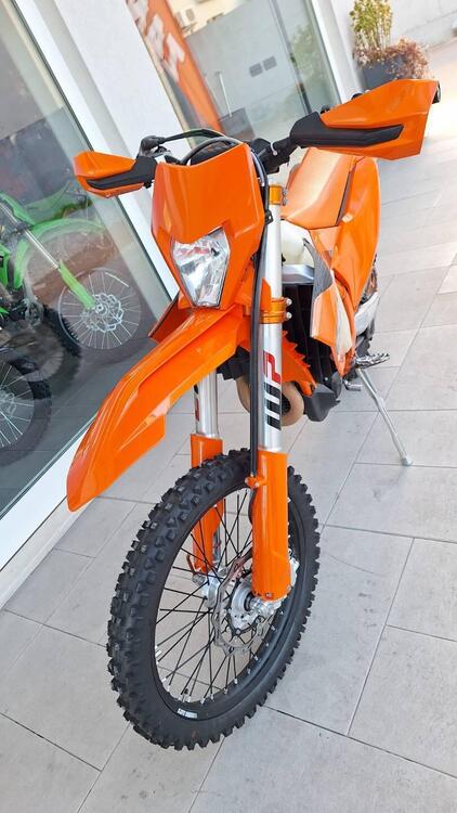 KTM 250 EXC-F Six Days (2024) (4)