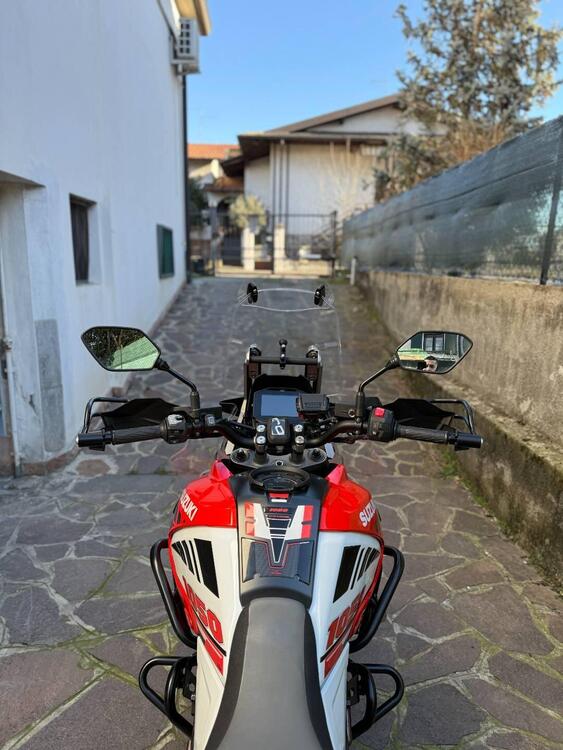 Suzuki V-Strom 1050XT (2020 - 23) (2)