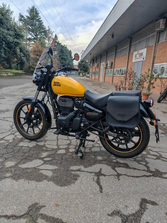 Royal Enfield Meteor 350 Fireball (2021 - 25)