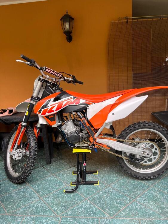 KTM 125 SX (2015)