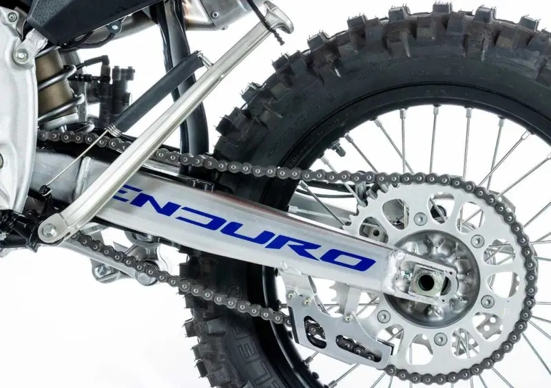 Honda CRF 250RX CRF 250RX Enduro (2025) (9)