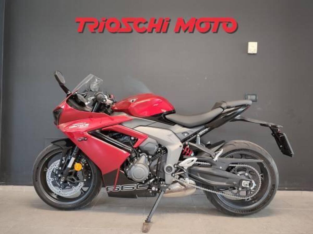 Triumph Daytona 660 (2024 - 25) (2)