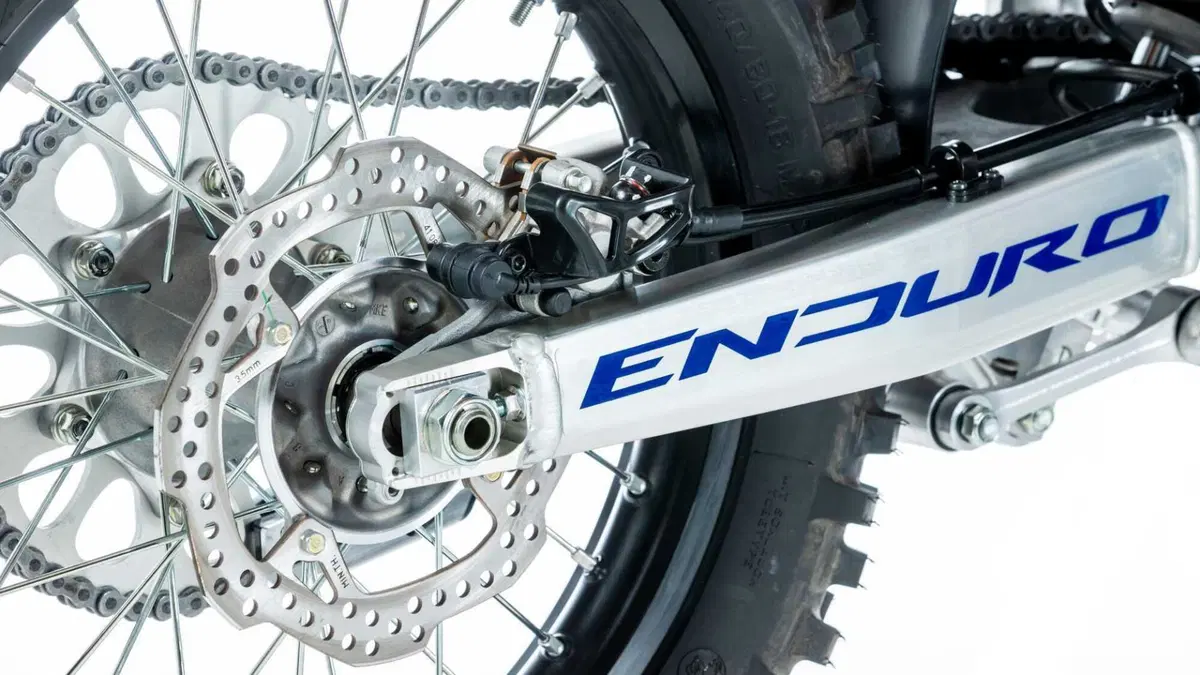 Honda CRF 400RX CRF 400RX Enduro (2025) (10)