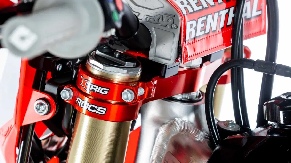 Honda CRF 400RX CRF 400RX Enduro Special (2025) (8)