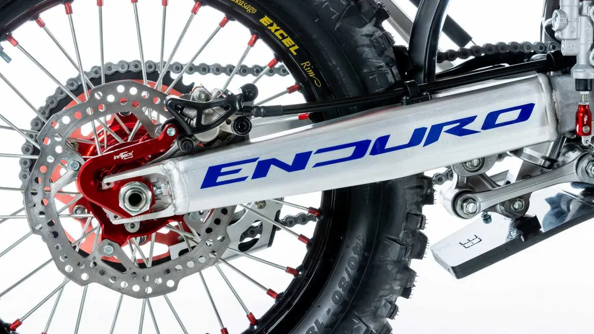 Honda CRF 400RX CRF 400RX Enduro Special (2025) (12)