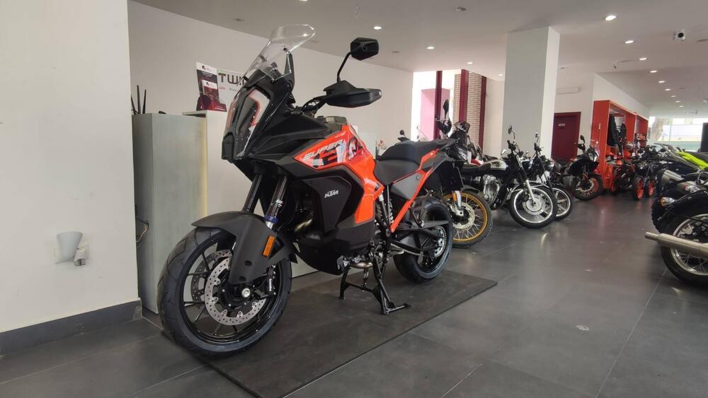 KTM 1290 Super Adventure S (2022 - 24) (4)