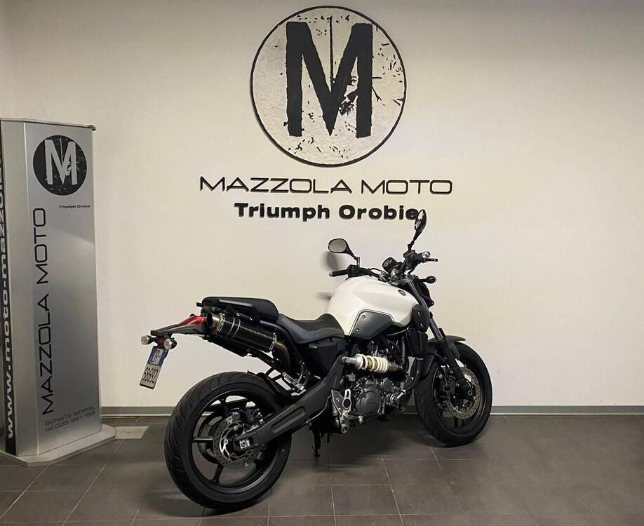 Yamaha MT-03 (2006 - 14) (2)