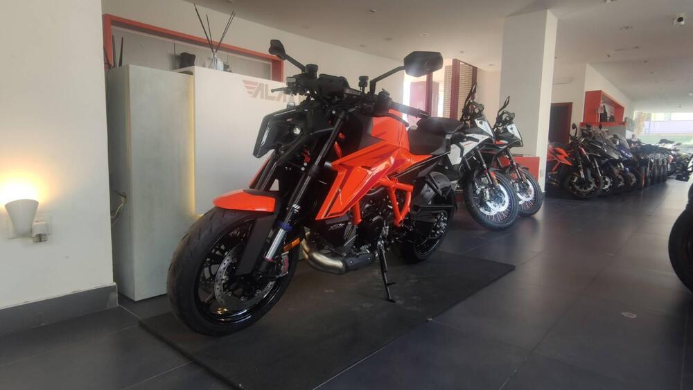 KTM 1390 Super Duke R EVO (2024 - 25) (4)