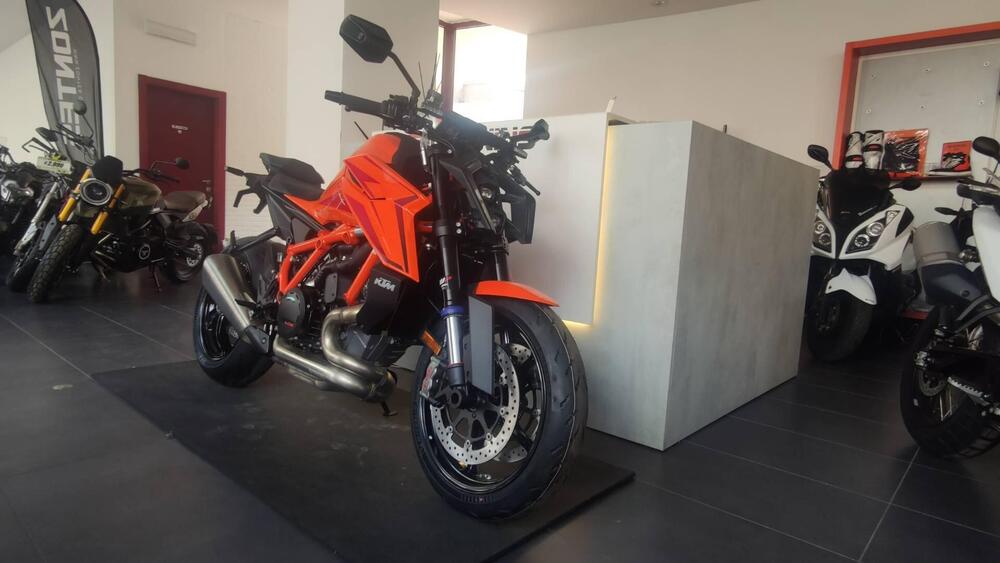 KTM 1390 Super Duke R EVO (2024 - 25) (2)