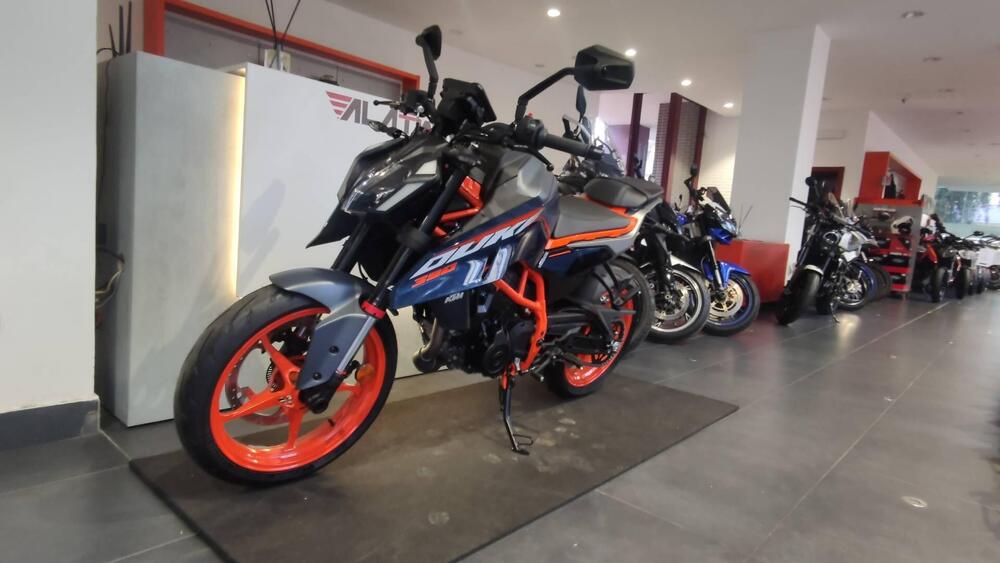 KTM 390 Duke (2024 - 25) (4)