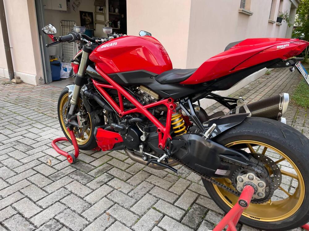 Ducati Streetfighter (2009 - 12) (2)