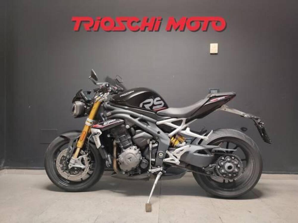 Triumph Speed Triple 1200 RS (2021 - 24) (2)