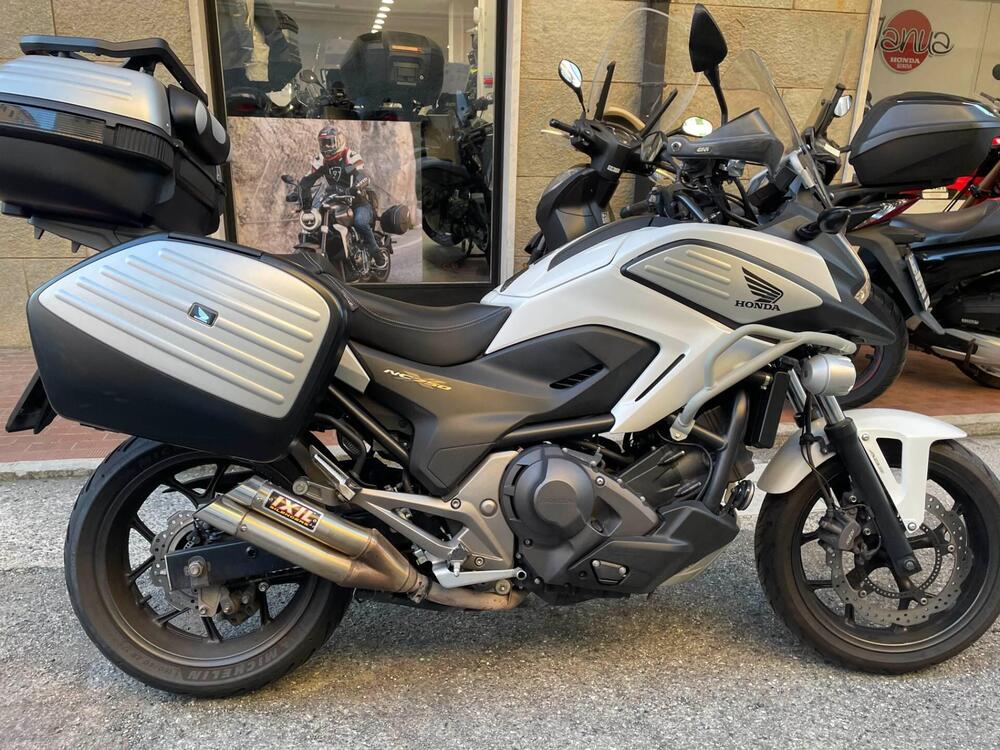 Honda NC 750 X DCT ABS Travel Edition (2016 -17) (2)