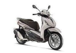 Piaggio Beverly 400 ABS-ASR (2021 - 24) nuova