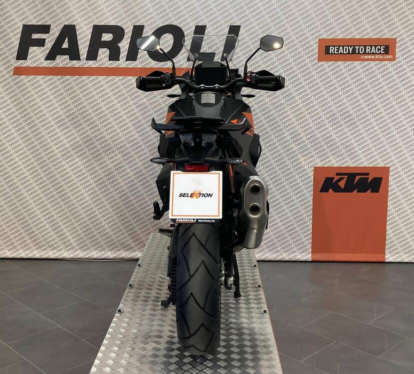 KTM 1290 Super Adventure S (2021) (4)