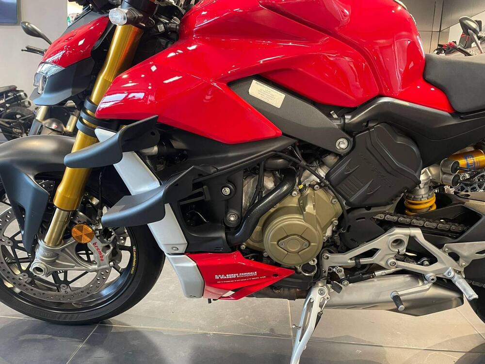 Ducati Streetfighter V4 1100 S (2020) (4)