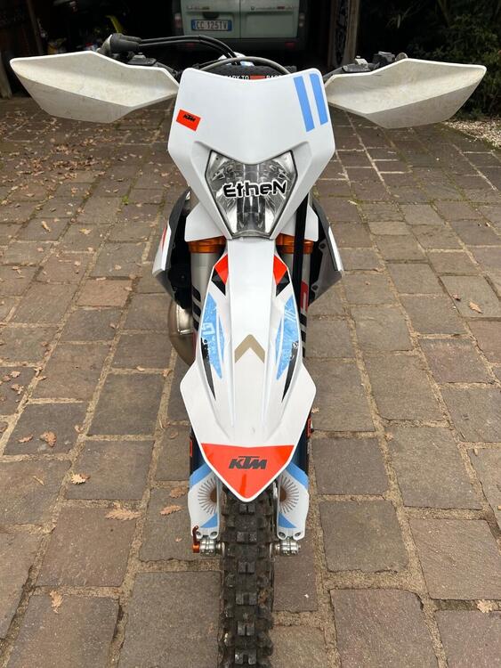 KTM 250 EXC TBI Six Days (2024) (2)