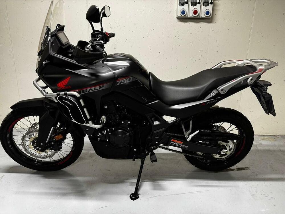 Honda Transalp XL750 (2023 - 24) (3)