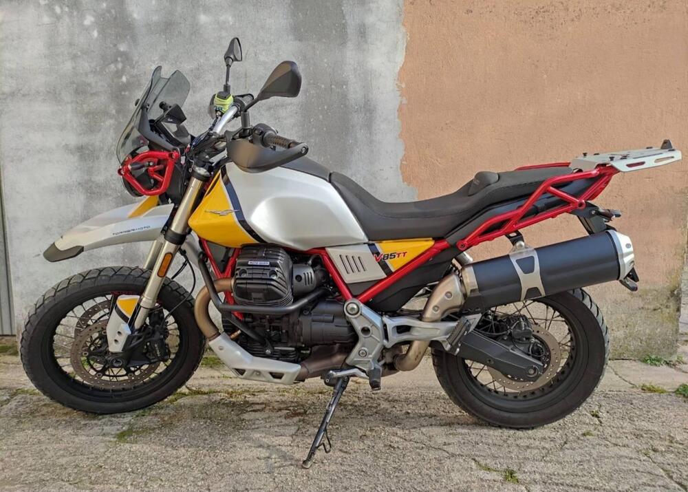 Moto Guzzi V85 TT (2019 - 20) (2)