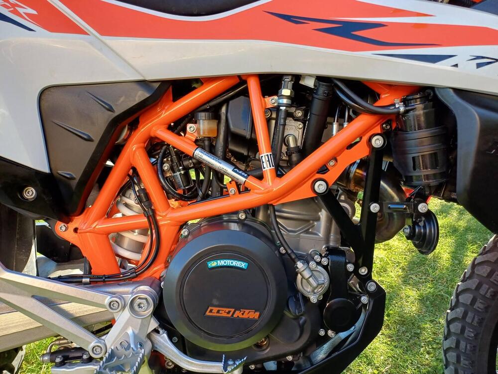 KTM 690 Enduro R (2019 - 20) (4)