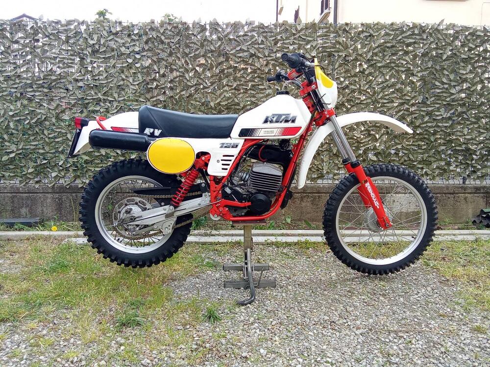 KTM RV 125 (2)