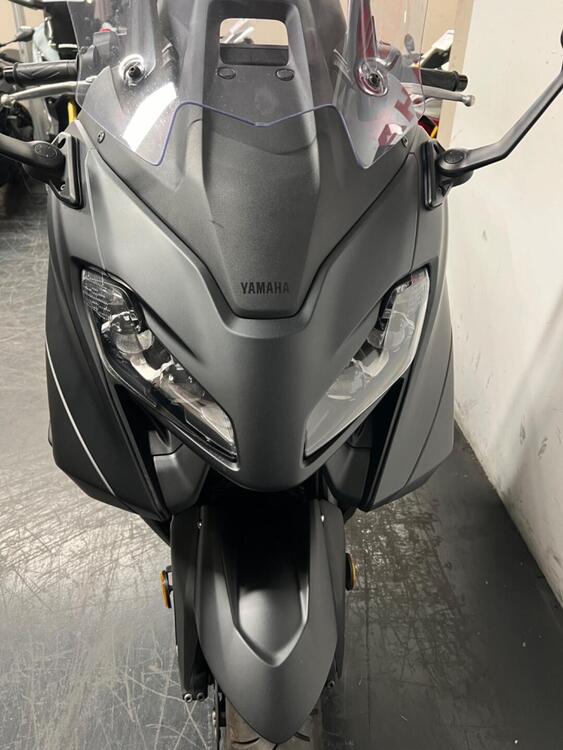 Yamaha T-Max 560 (2022 - 24) (4)