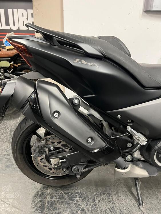 Yamaha T-Max 560 (2022 - 24) (5)