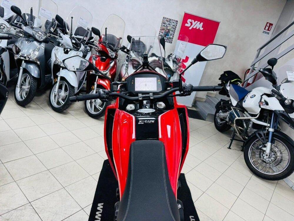 Moto Morini X-Cape 650 (2021 - 24) (5)